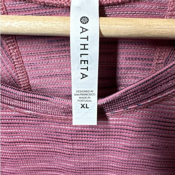 Athleta Momentum Spacedye Tee Eros Pink Size XL Activewear Sporty Workout Gym - Picture 4 of 8
